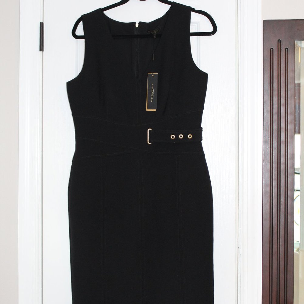 Stunning Donna Karen NY - Black Sleeveless dress with gold belt detail